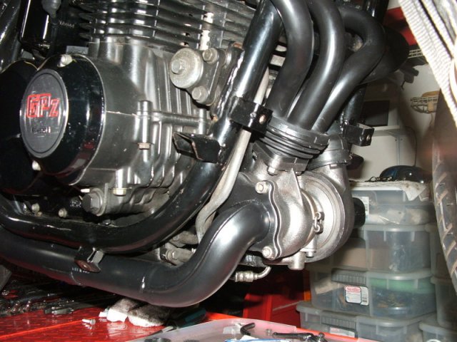 ZX750-tubo-Kawasaki-engine.jpg