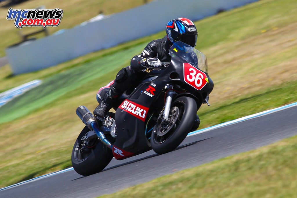 2017 Island Classic - Pablo's Motorcycle Tyres Period 6/New Era Formula 1300 - Murray Clark - Image: Cameron White