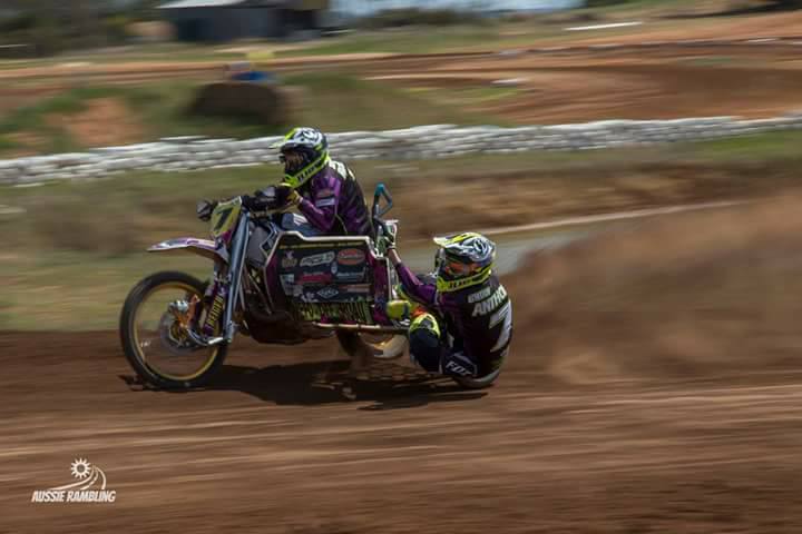 Brian Anthony on his way to winning the Australian Motocross Sidecar Championships
