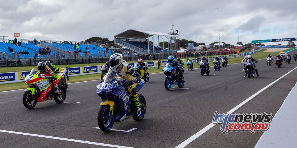 MotoGP ASBK Supports TBG Supersport Race Start MotoGP ASBK Supports TBG Supersport Race Start