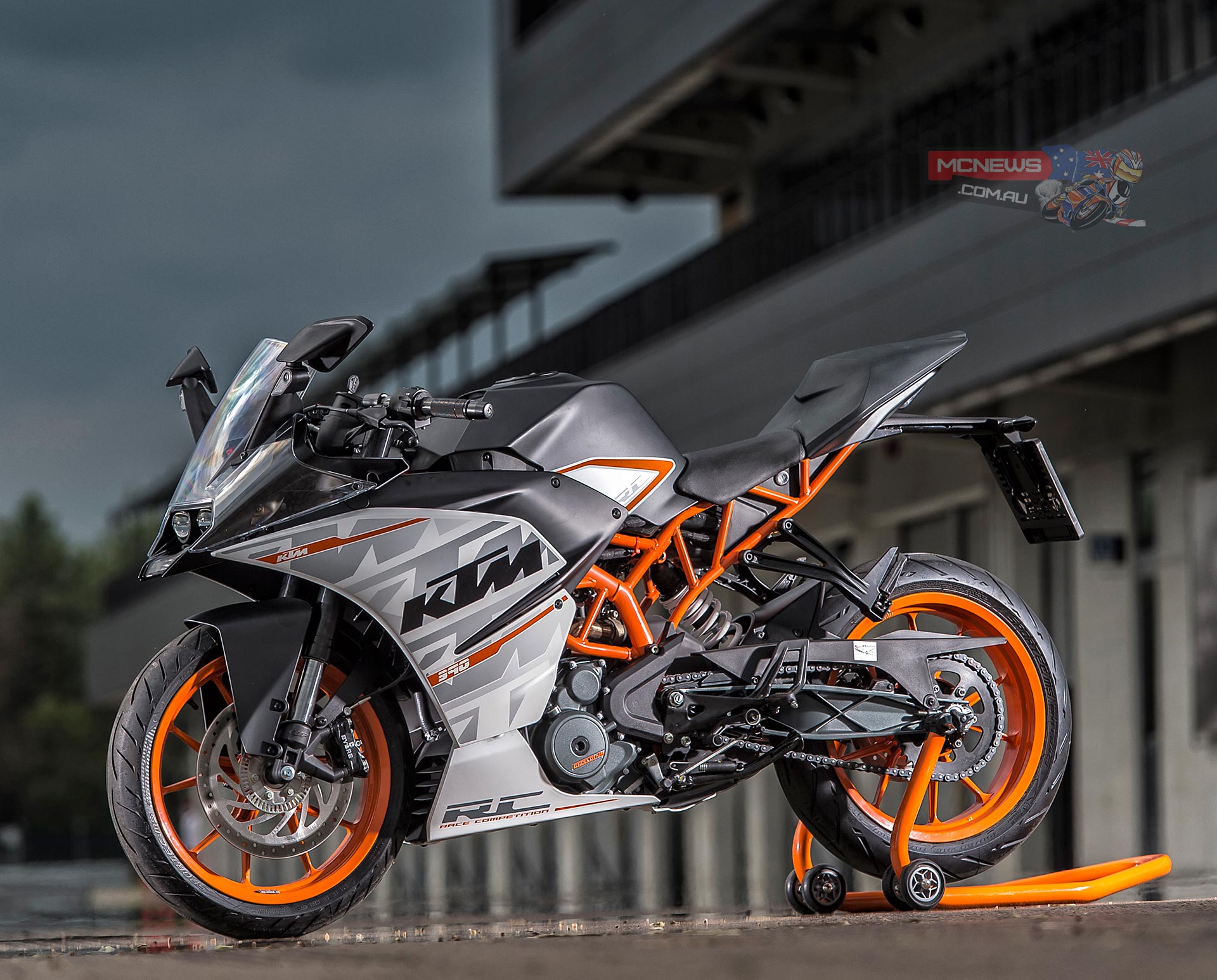 ktm rc390 r