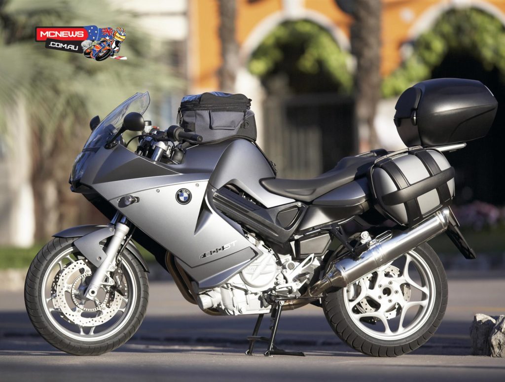 F 800 ST with luggage