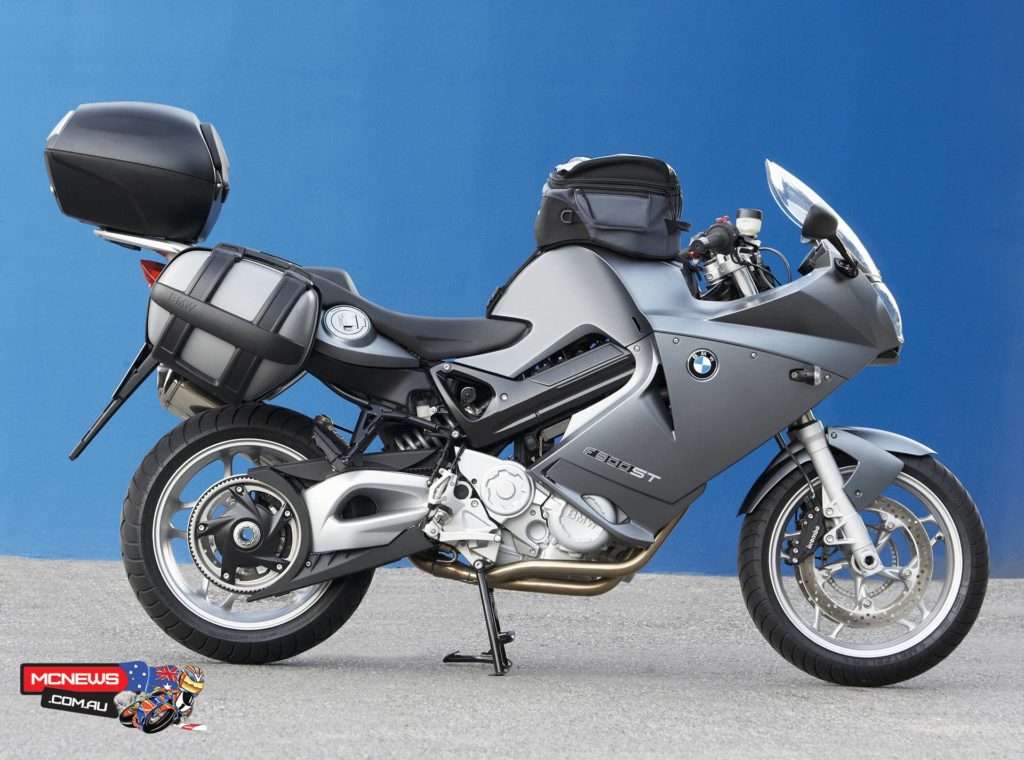 F 800 ST with luggage