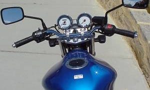 Kawasaki ZR-7 Quick Fang