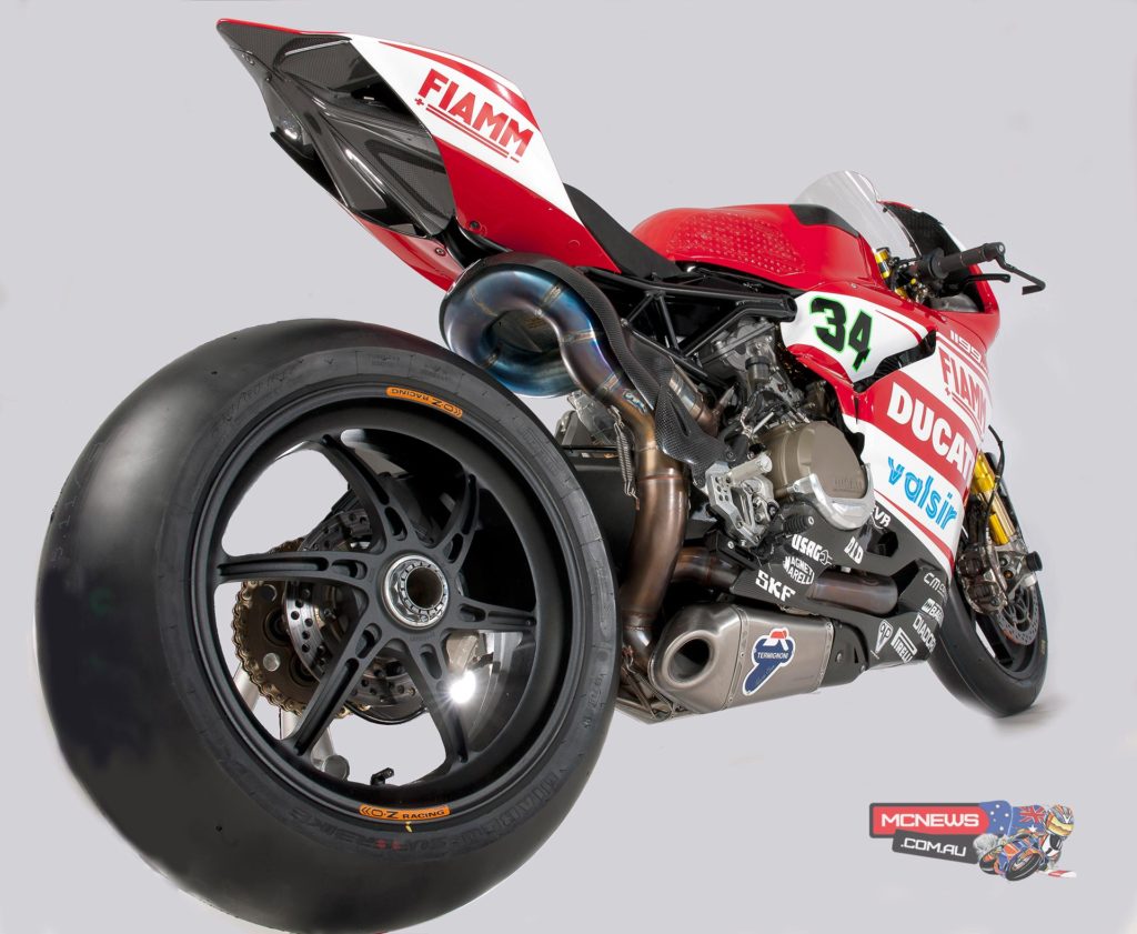 Ducati_WSBK_2014_Bike1
