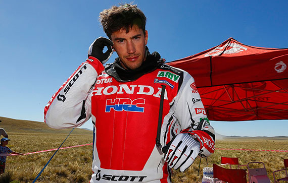 Joan Barreda showed his brilliance in riding technique and navigation skills by winning the stage in front of Cyril Despres and Marc Coma, increasing his overall lead to over 13 minutes.