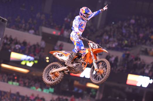 Ryan Dungey grabs his first 450SX Class win of the season - Photo Credit: Simon Cudby