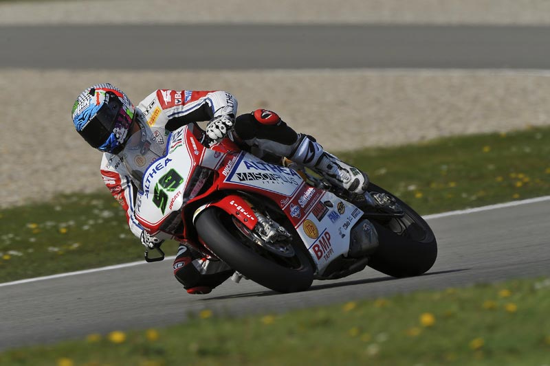 Niccolò Canepa: “I’m really pleased with today’s Superpole result. Seventh place means that I will start from row three in tomorrow’s races, in which my aim is to get a good start and stick with the Superbikes, to obtain a strong result and try and finish first among the Evo guys. A huge thank-you to  my team that has provided me with a fantastic bike and for changing my tyre in pit-lane which saved time and allowed me to get back on track before it started to rain.” 