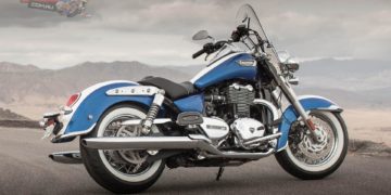 With only a single cylinder visible from each side of the machine the Thunderbird marks quite a visual departure from the de-riguer big v-twin that is the norm for the class. This immediately makes the Triumph stand out as a little bit different, and it works. Seen here with the bags removed.