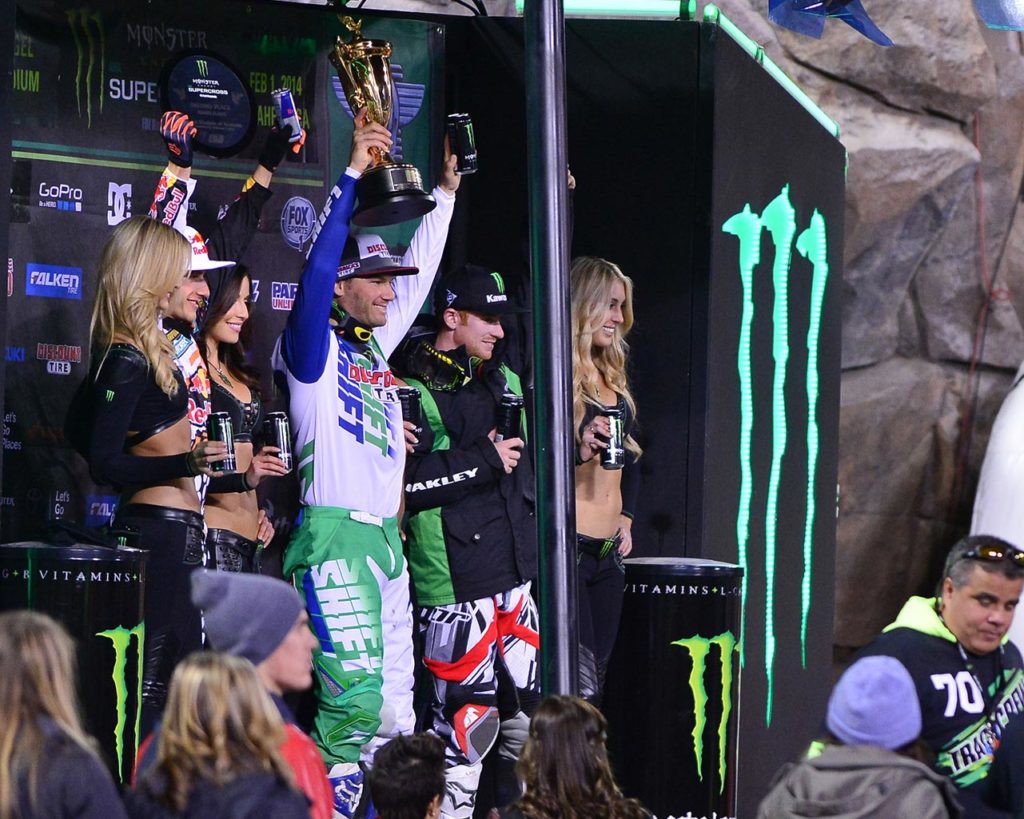 Chad Reed will be back on the Discount Tire Racing/TwoTwo Motorsports Kawasaki KX450F but the former champion has only been back on the bike for a short period after his injury suffered during supercross so it could take Chad a few rounds to get to the front of the field.