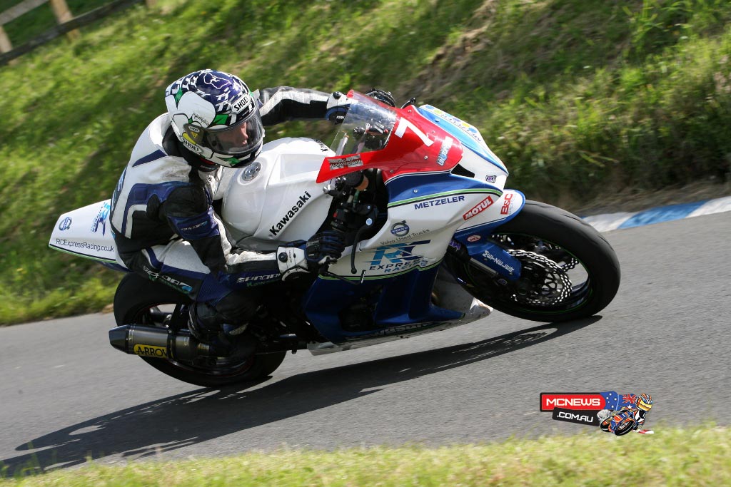 Dean Harrison on the RC Express Racing by MSS Performance Superstock ZX-10R Kawasaki