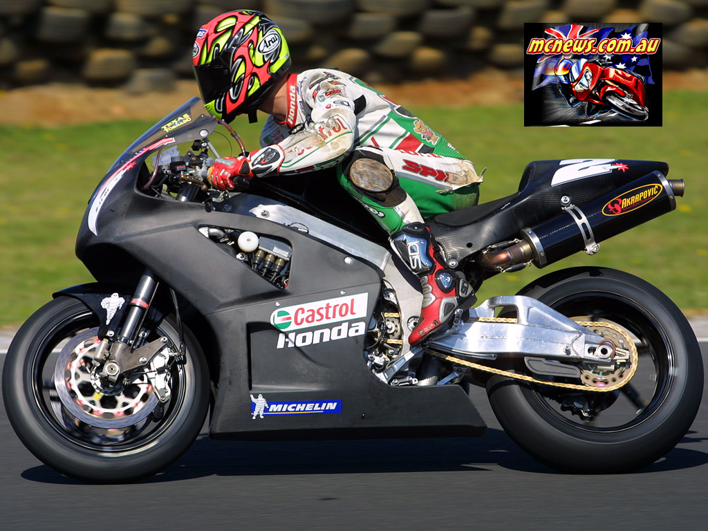 Colin Edwards 2002 Phillip Island Testing