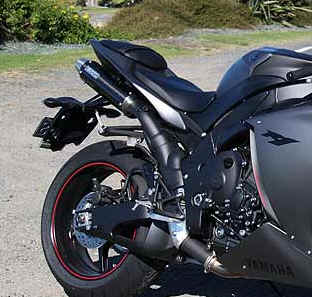 R1 seat