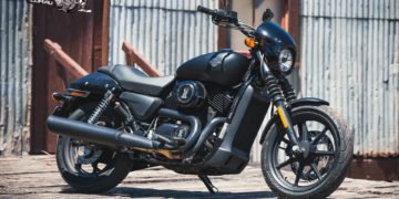 Harley-Davidson Street 500 made a splash on the Australian learner market and as we predicted last year, catapulted Harley-Davidson in front of Honda in regards to road bike sales. Thus Harley-Davidson is now the biggest selling roadbike brand in Australia and the Street 500 is now H-D's top selling model