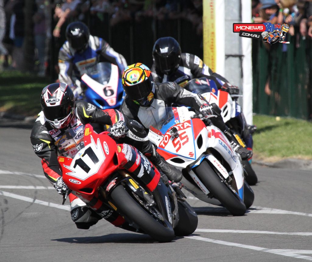 Tony Rees leads Jayden Carrick, Hayden Fitzgerald & Horst Saiger in F1 Superbike race 1 at Wanganui on Boxing Day. Photo by Terry Stevenson