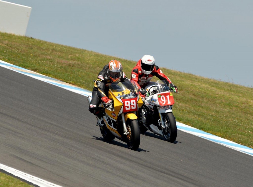 Jed Metcher leads Jeremy McWilliams. It went down to the wire but McWilliams emerged the victor - Pic Russell Colvin