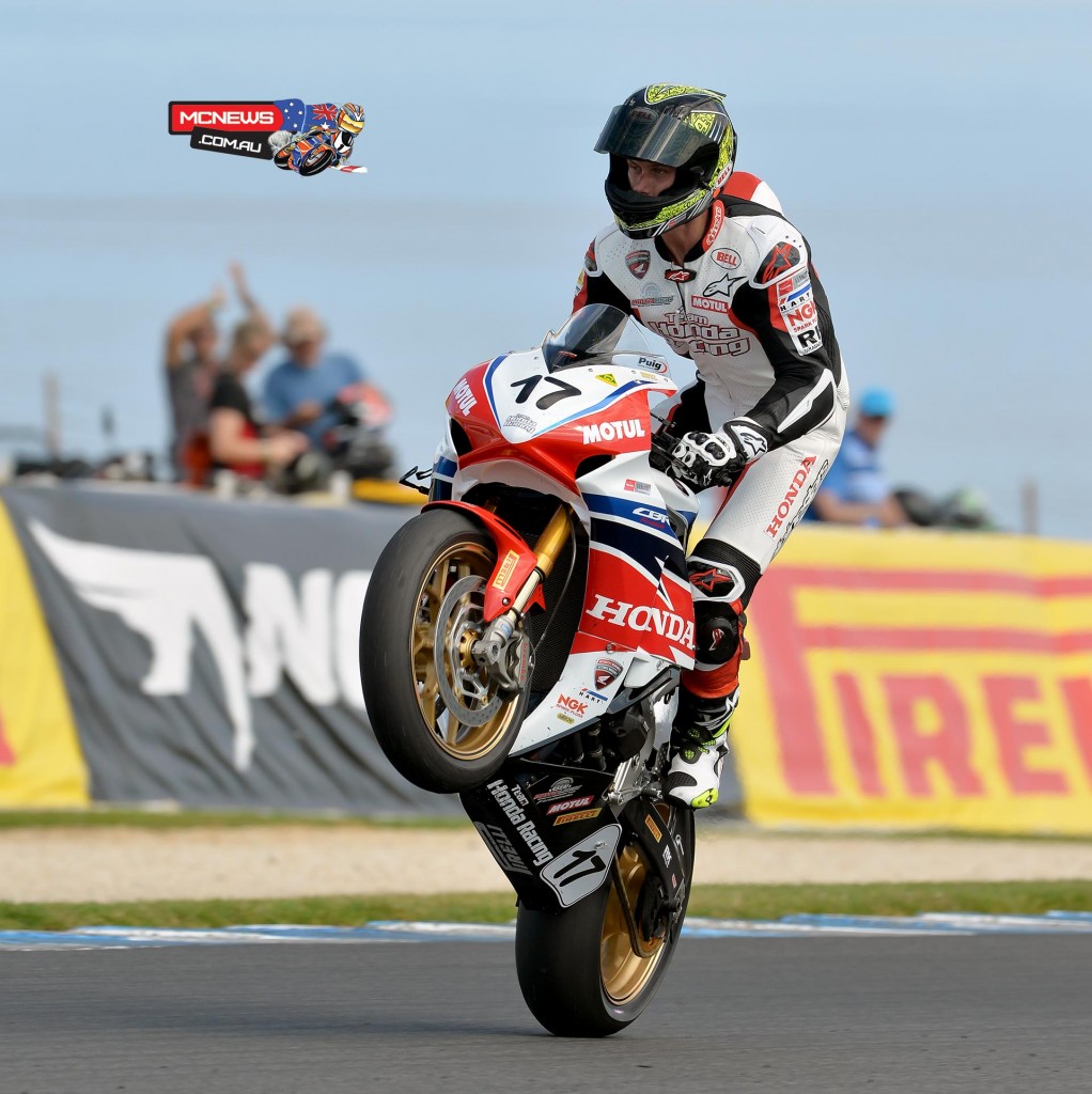 Troy Herfoss wins the opening round of the 2015 ASBK Championship at Phillip Island