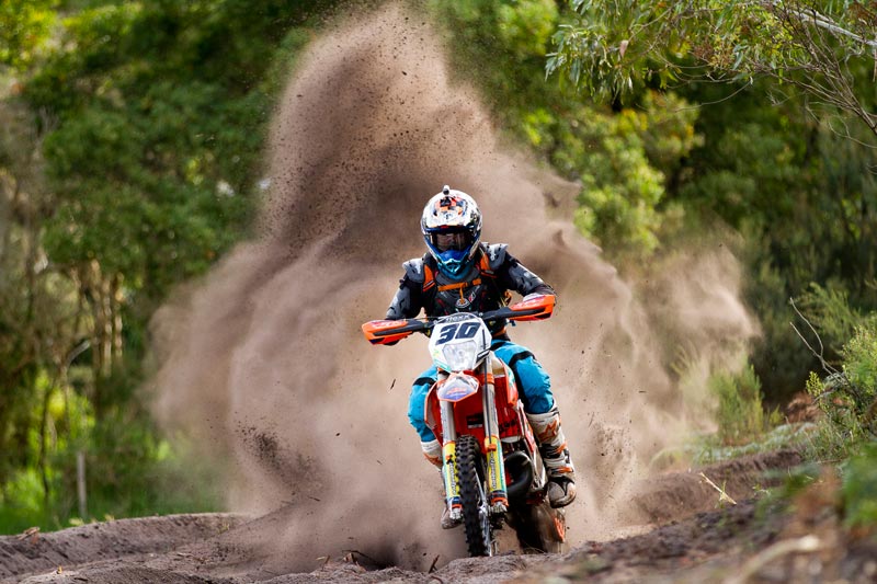 Daniel Sanders on his way to second overall and the E3 class win in Round 3 of the 2015 Yamaha Australian Off-Road Championship (John Pearson/On The Pipe Images)