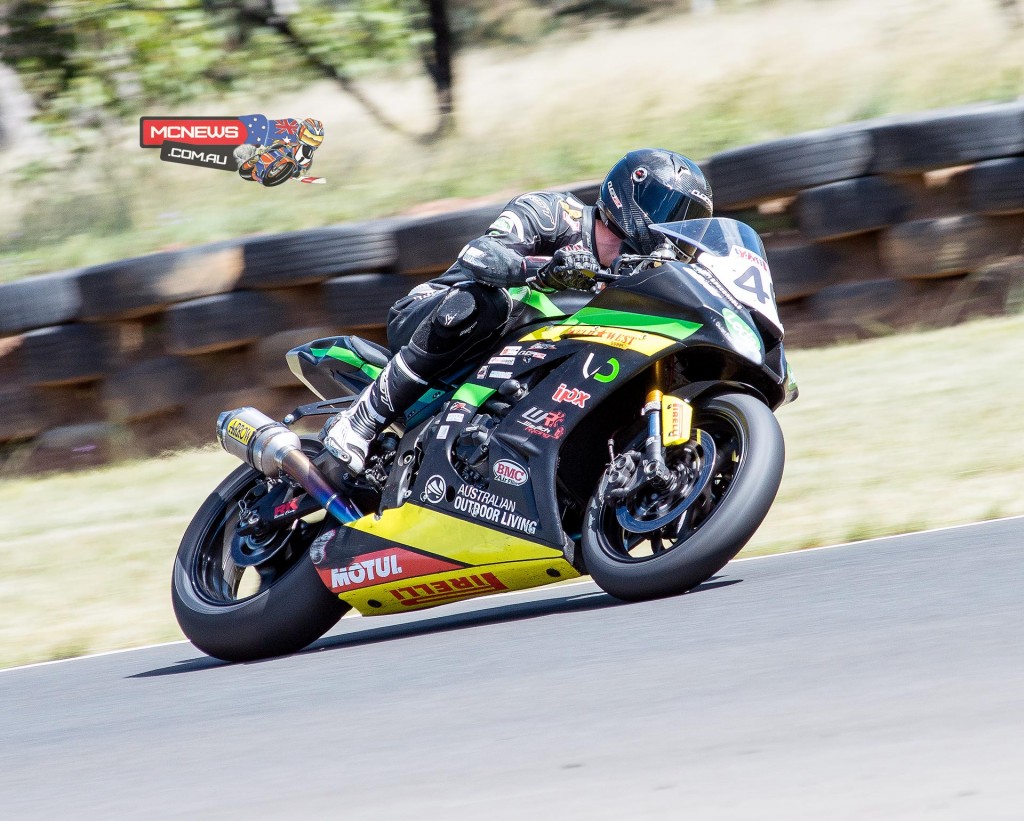 Mike Jones in action during ASBK 2015 Round Two at Morgan Park this morning