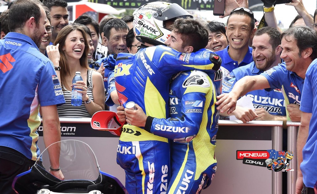 Team SUZUKI ECSTAR grabbed a historic result today during qualifying for the Grand Prix of Catalunya as they took first-and second places on the grid for tomorrow’s race with riders Aleix Espargaro and Maverick Viñales.