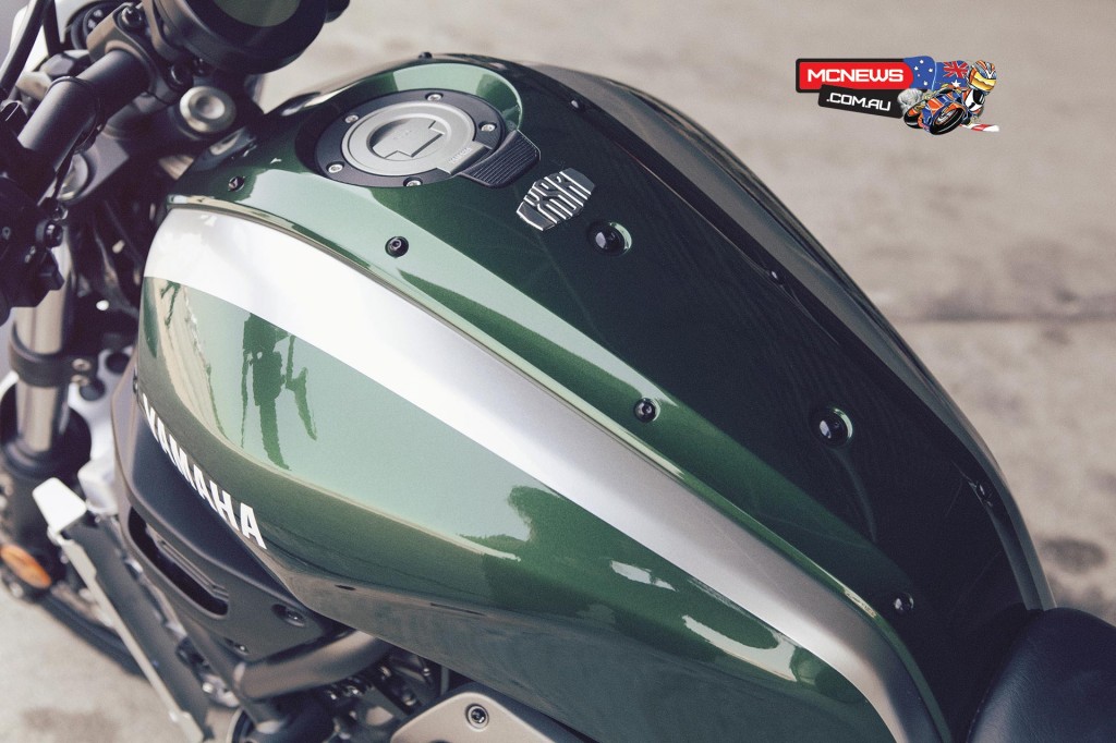 Yamaha XSR700