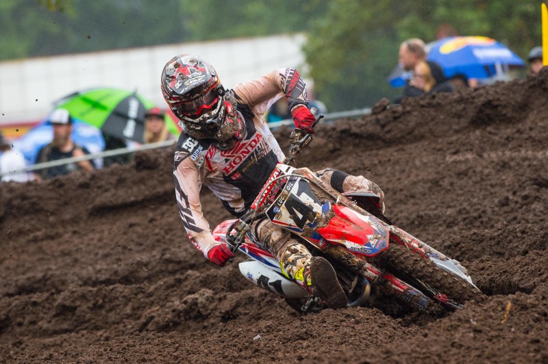 Canard managed to win the MX1 overall in Japan