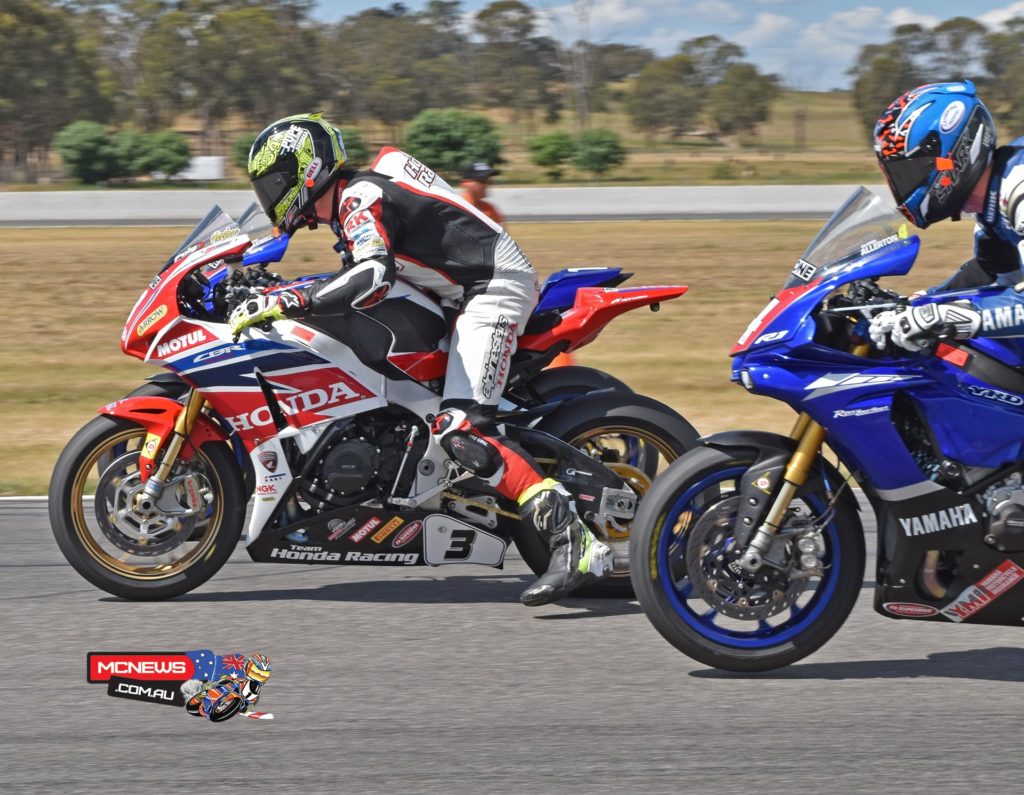 Swann Australasian FX Superbike Championship 2015 - Round Six - Winton Motor Raceway - Ipone Superbike Race Three Start