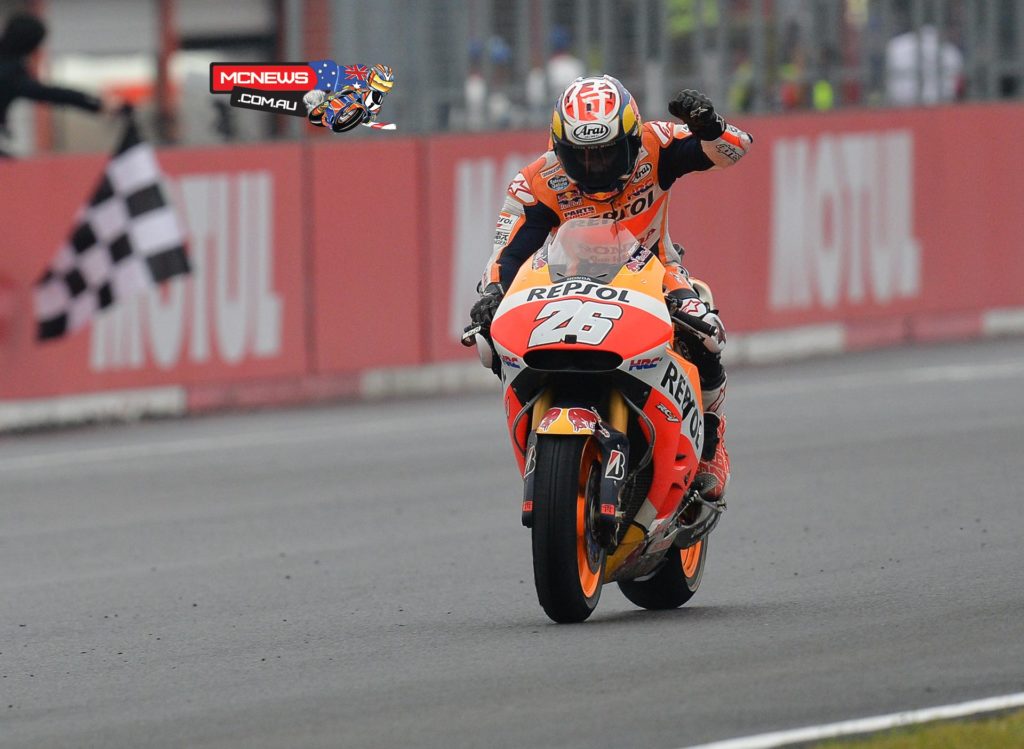 Dani Pedrosa rides a superb race to take victory at the Motul Grand Prix of Japan while Rossi extends lead over Lorenzo to 18 points.