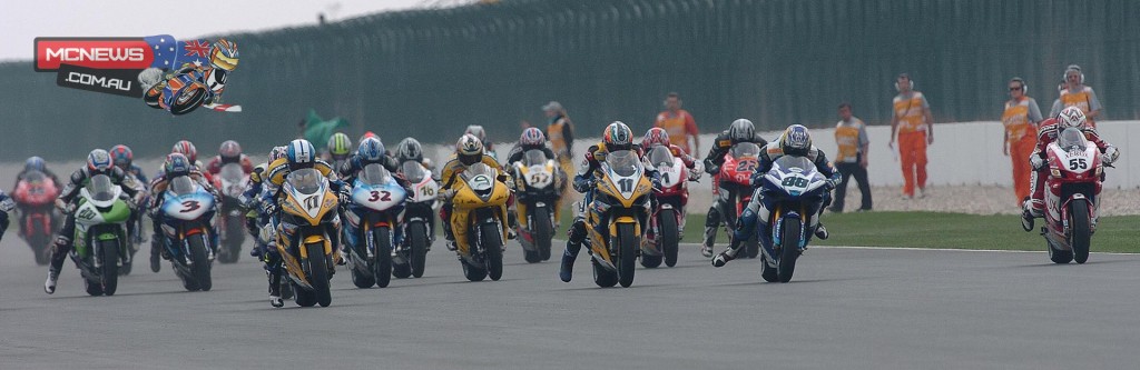 The start of the first-ever WorldSBK race in Qatar (2005)