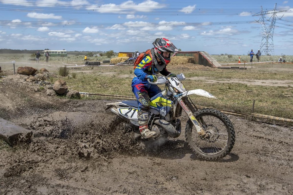 Sixteen-year-old Fraser Higlett rounded out an impressive weekend for Husqvarna finishing fourth in the expert class. Mad Dog Images