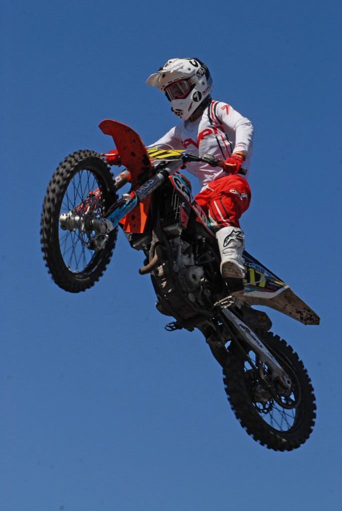Cooper Pozniak’s form in the Junior Lites class of the 2015 Penrite Australian Supercross Championships has been dominant, only a broken chain at round four has prevented him making a clean sweep of the series to date as the Championship decider plays out this Saturday at Knight’s Stadium in Melbourne, Victoria.