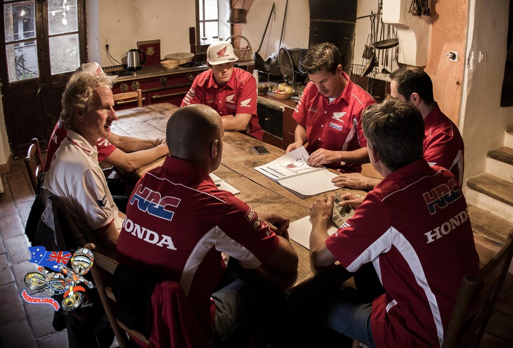 Team HRC Dakar 2016 Team Meeting