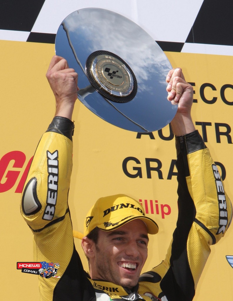 Alex-de-Angelis-victory-2011-Phillip-Island-Moto2