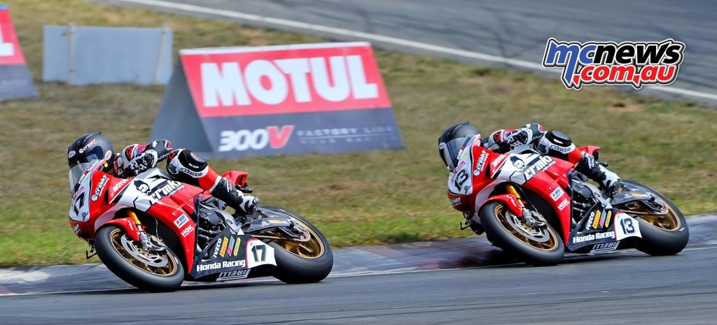 Troy Herfoss and Anthony West - Crankt Protein Honda Team - ASBK 2016 - Round Two - Wakefield Park