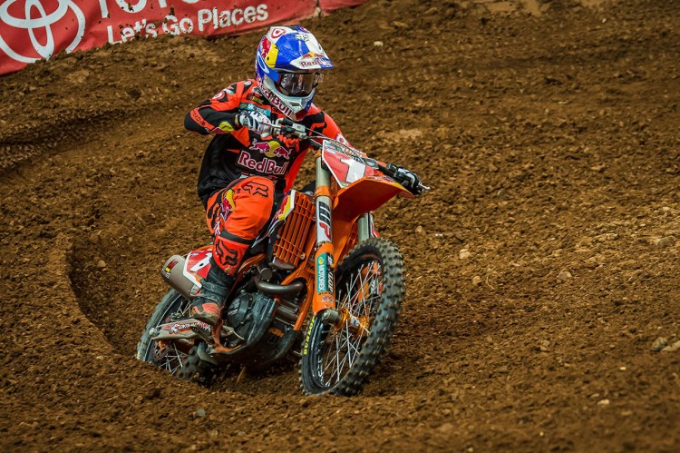 Dungey won again and extended his points lead