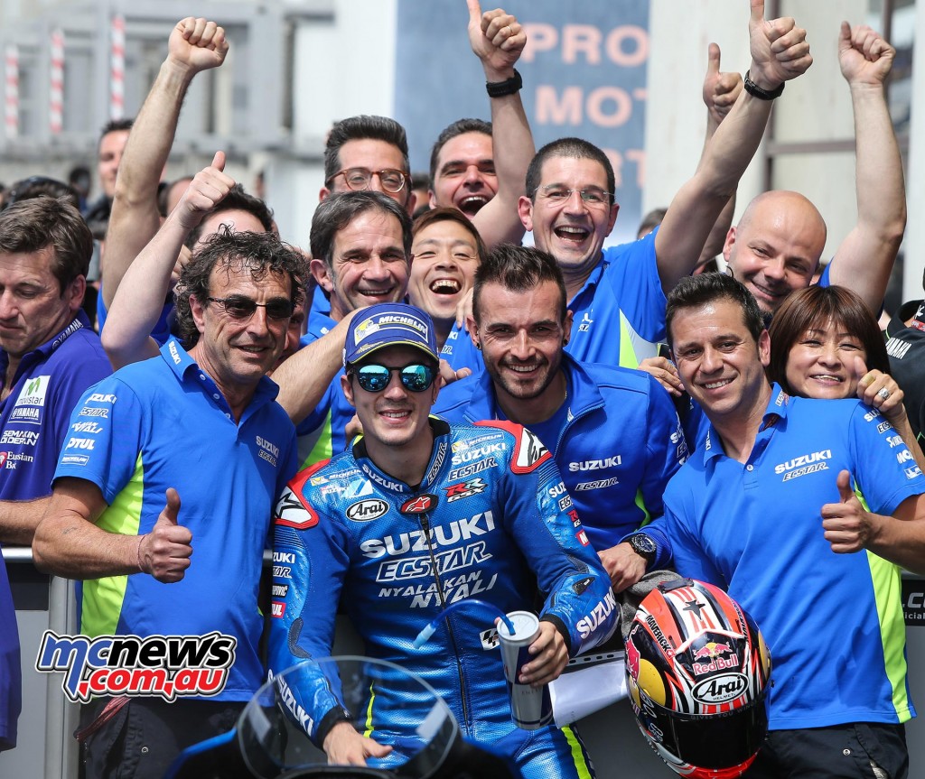Suzuki celebrate their podium at Le Mans MotoGP 2016