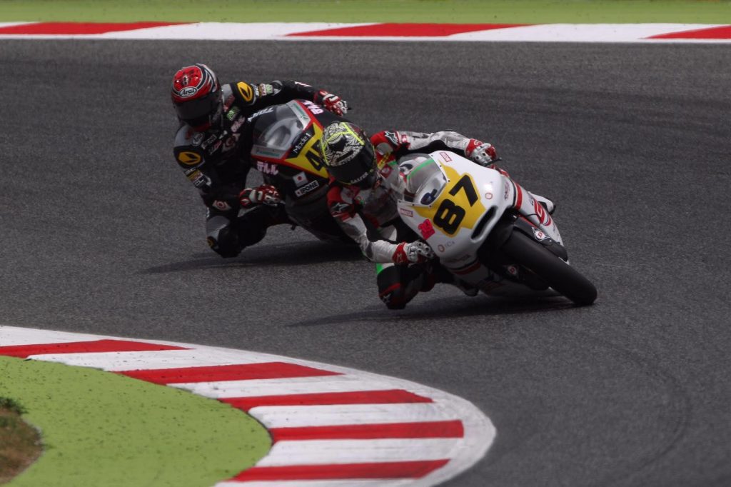 Remy Gardner victorious in FIM CEV Moto2 race at Catalunya