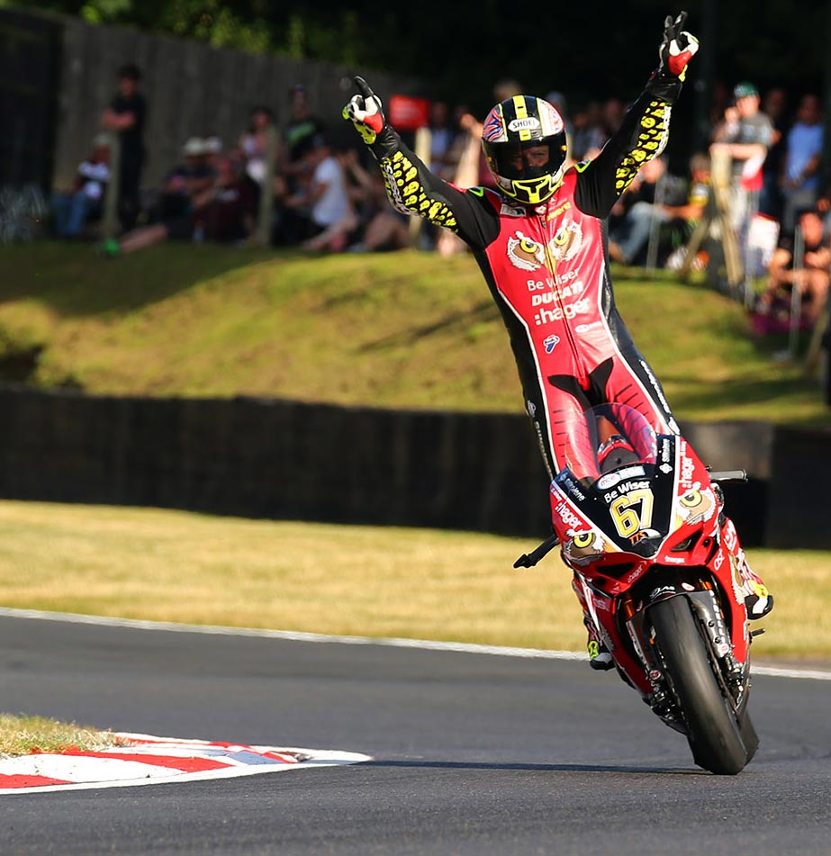 BSB 2016 - Brands Hatch - Shane Byrne winner