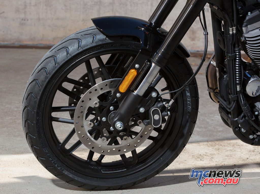 Harley-Davidson Roadster XL1200CX