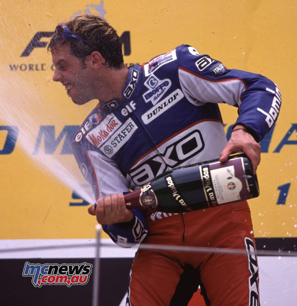 1999 - THE FIRST VICTORY WITH CAPIREX In 1999 the team debuted in the 250cc class with a factory Honda NSR for Loris Capirossi, former teammate of Fausto Gresini when he was racing in 125cc. Capirex claims the first victory of the team in the Malaysian Grand Prix, and finished the season in third place.