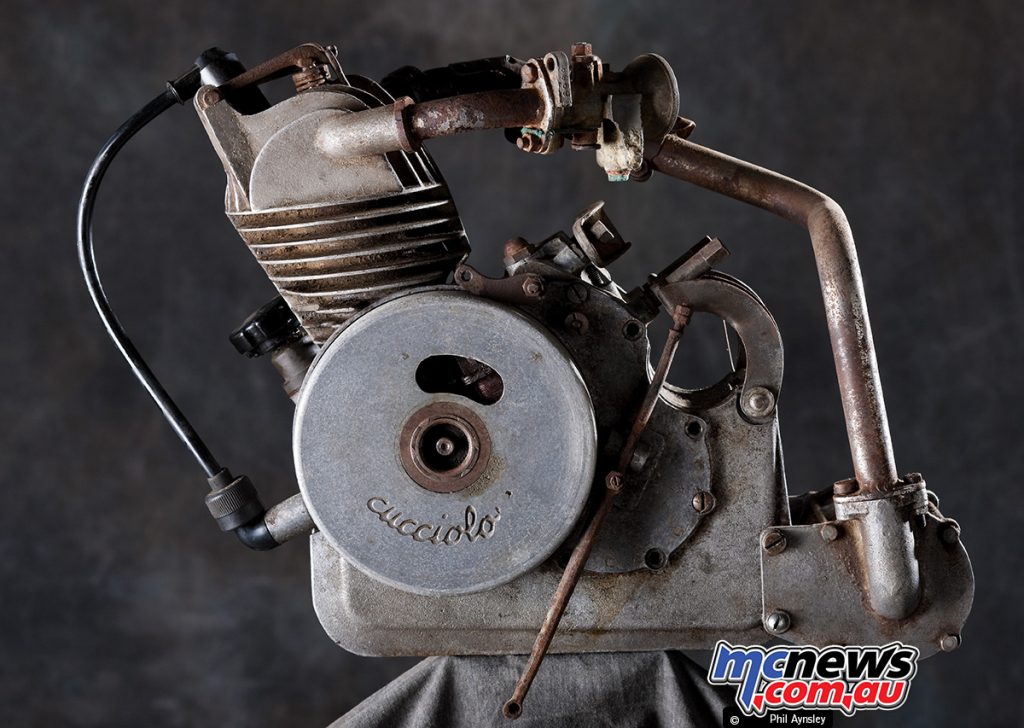 In June 1946 when Ducati also began to production, several modifications were made to the design, with both companies calling it the T1.