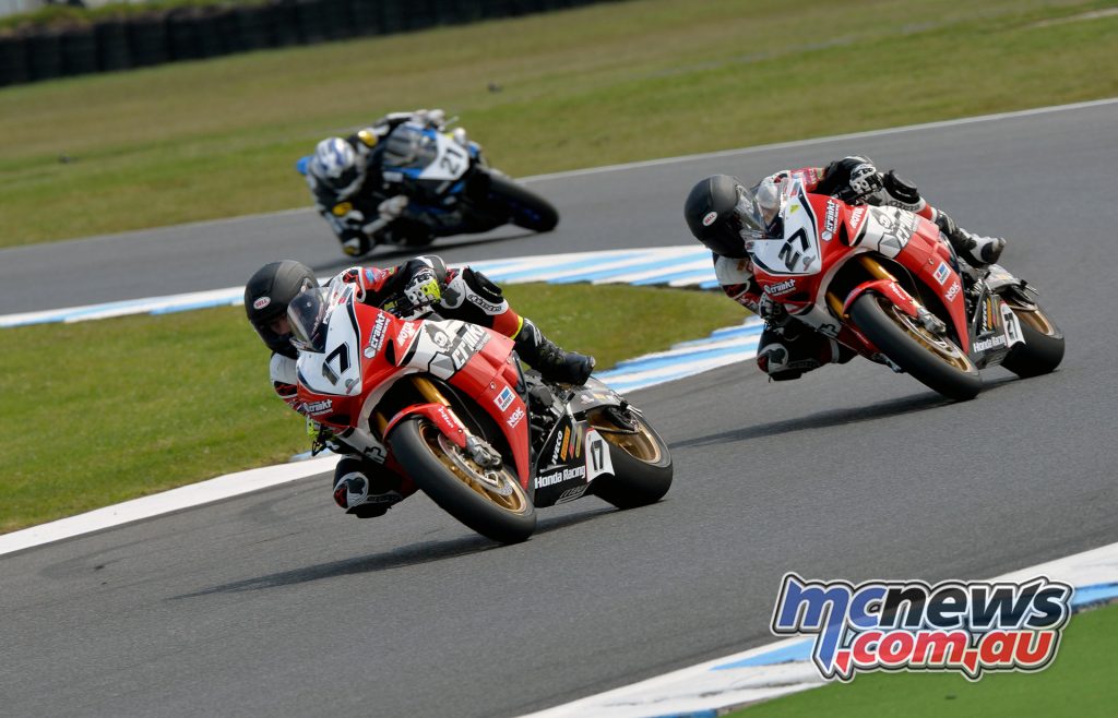 2016 Phillip Island Superbike, Troy Herfoss, Jamie Stauffer, Josh Waters