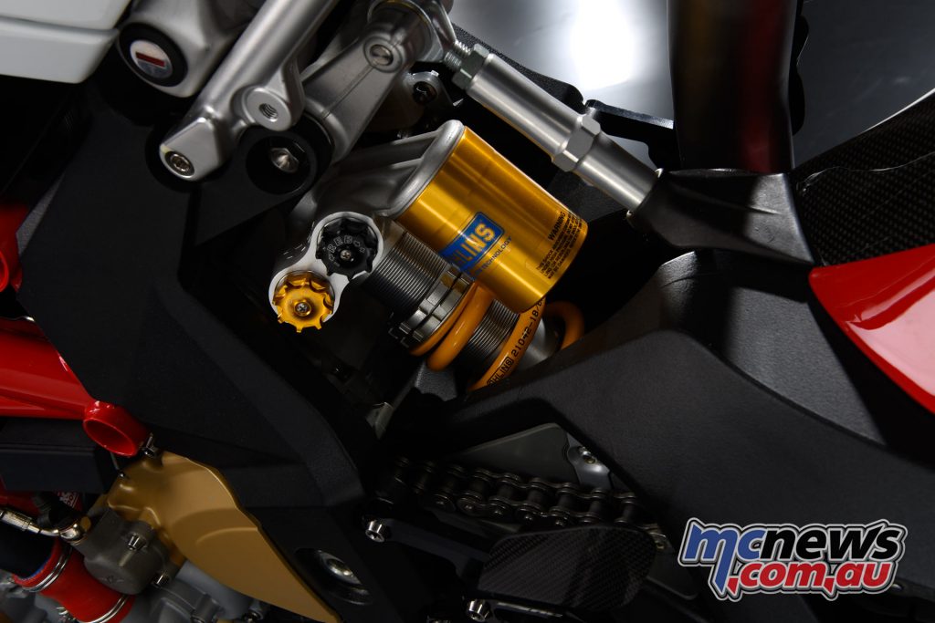 2017 MV Agusta F4 RC, Ohlins TTX36 shock