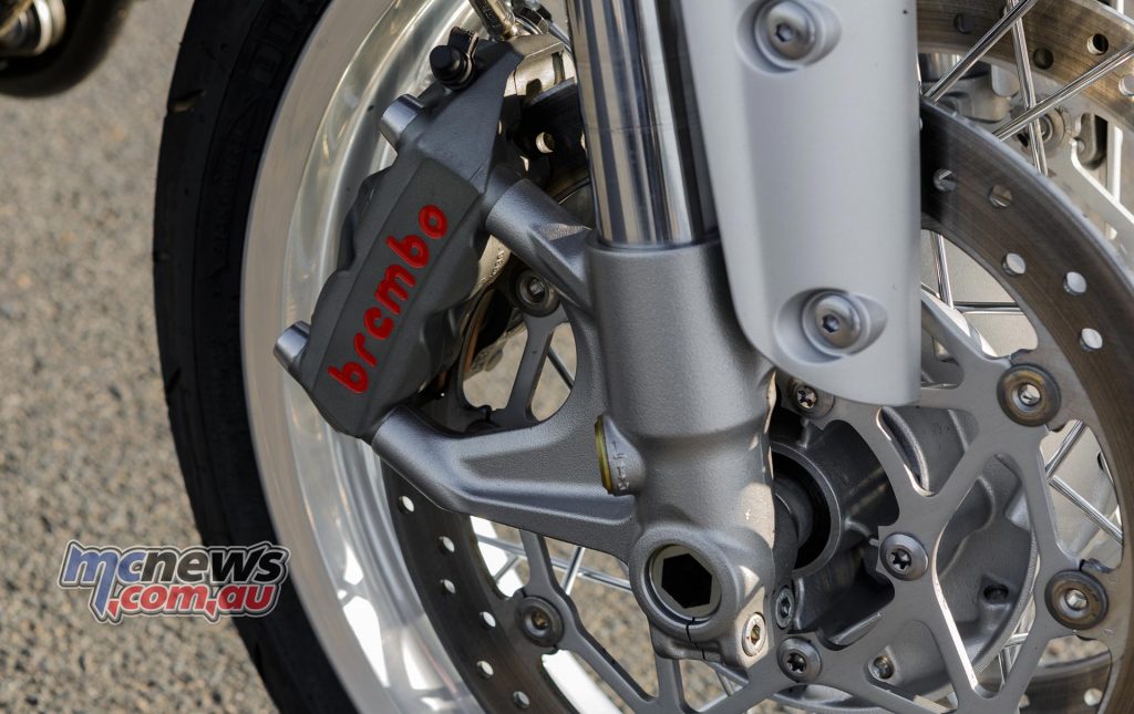 Radial Brembo calipers for the Thruxton R
