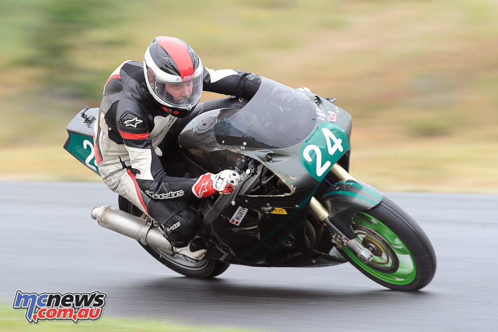 2016 Victorian Road Racing Rd 4 - Broadford - Liam Willoughby