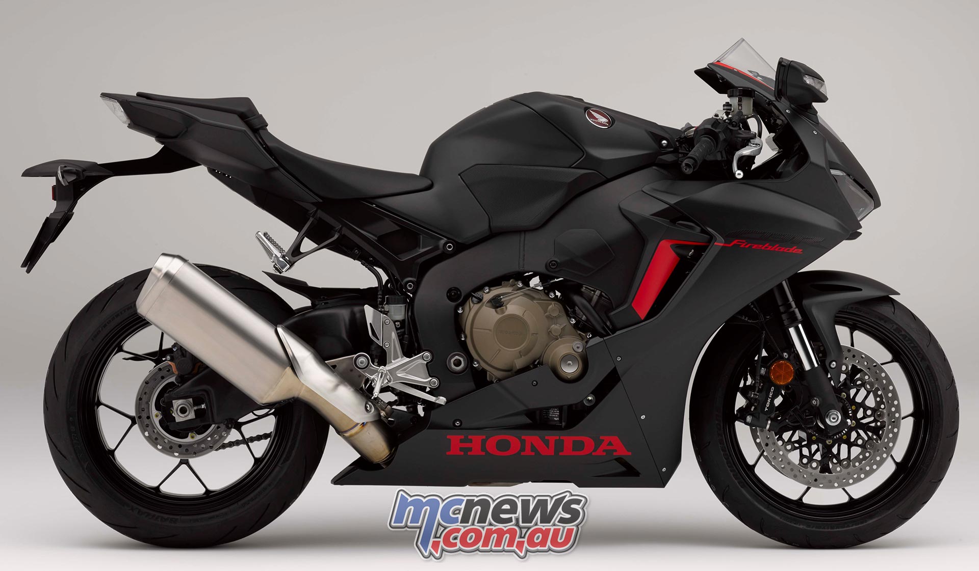 17 Honda Cbr1000rr Fireblade Motorcycle News Sport And Reviews