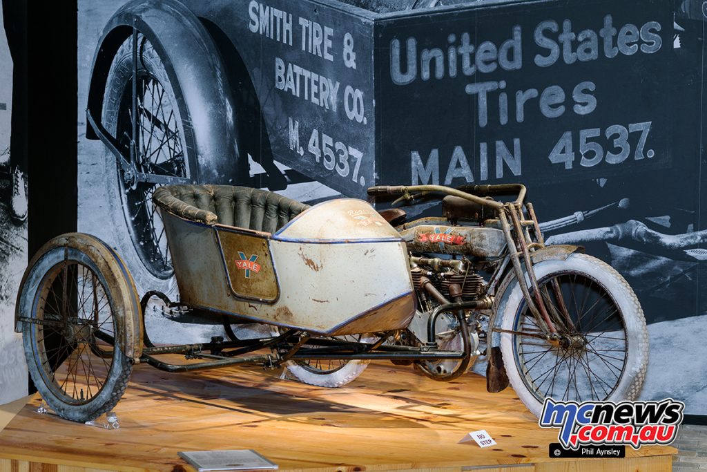 Barber Vintage Motorsport Museum - Early American motorcycles - Yale - Image: Phil Aynsley