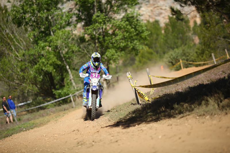 Jess Gardiner - Image: enduro-france.fr