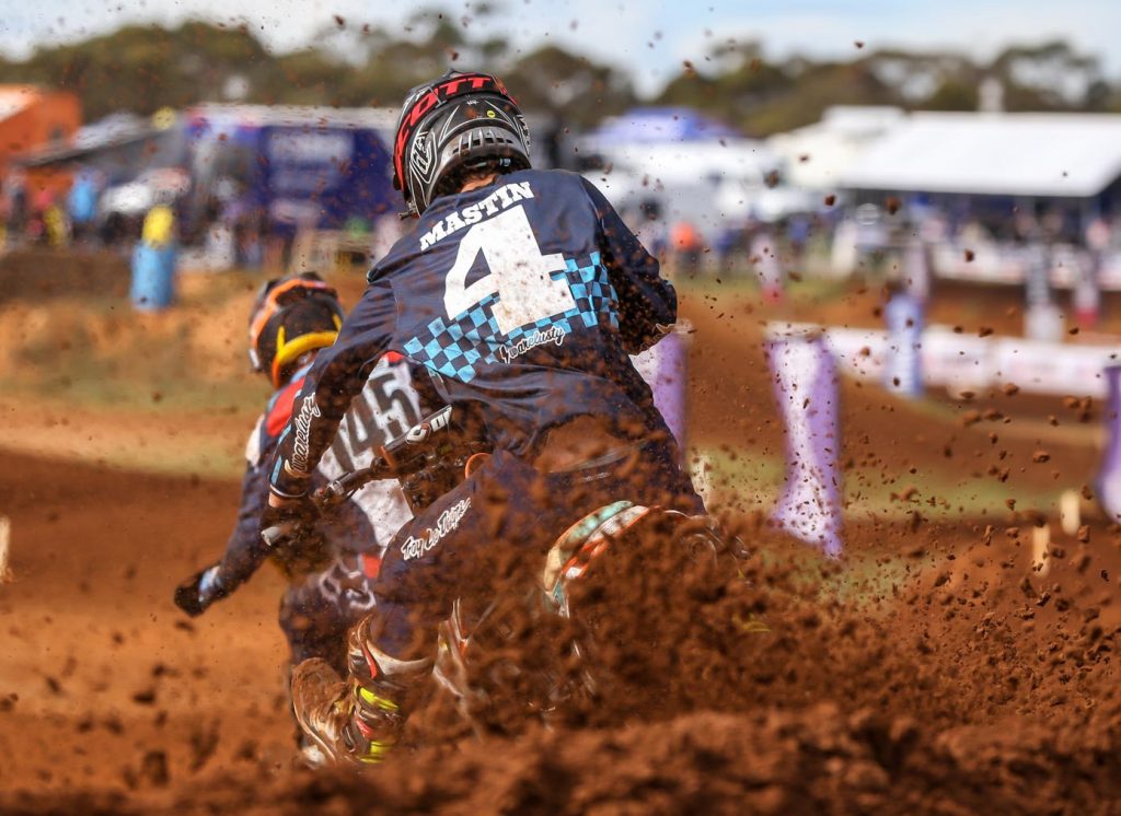 Mastin fought off Richardson for second in Moto1