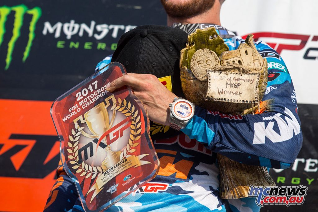 Antonio Cairoli with the red plate